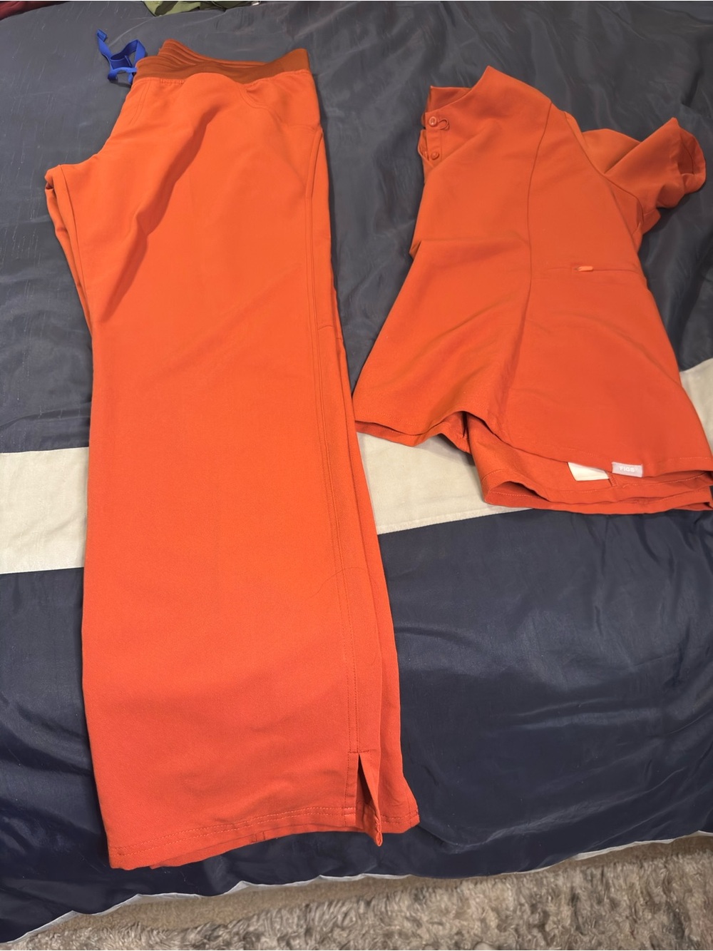 Figs Rust Orange Scrub Top with Royal Blue Drawstring - Picture 2 of 3